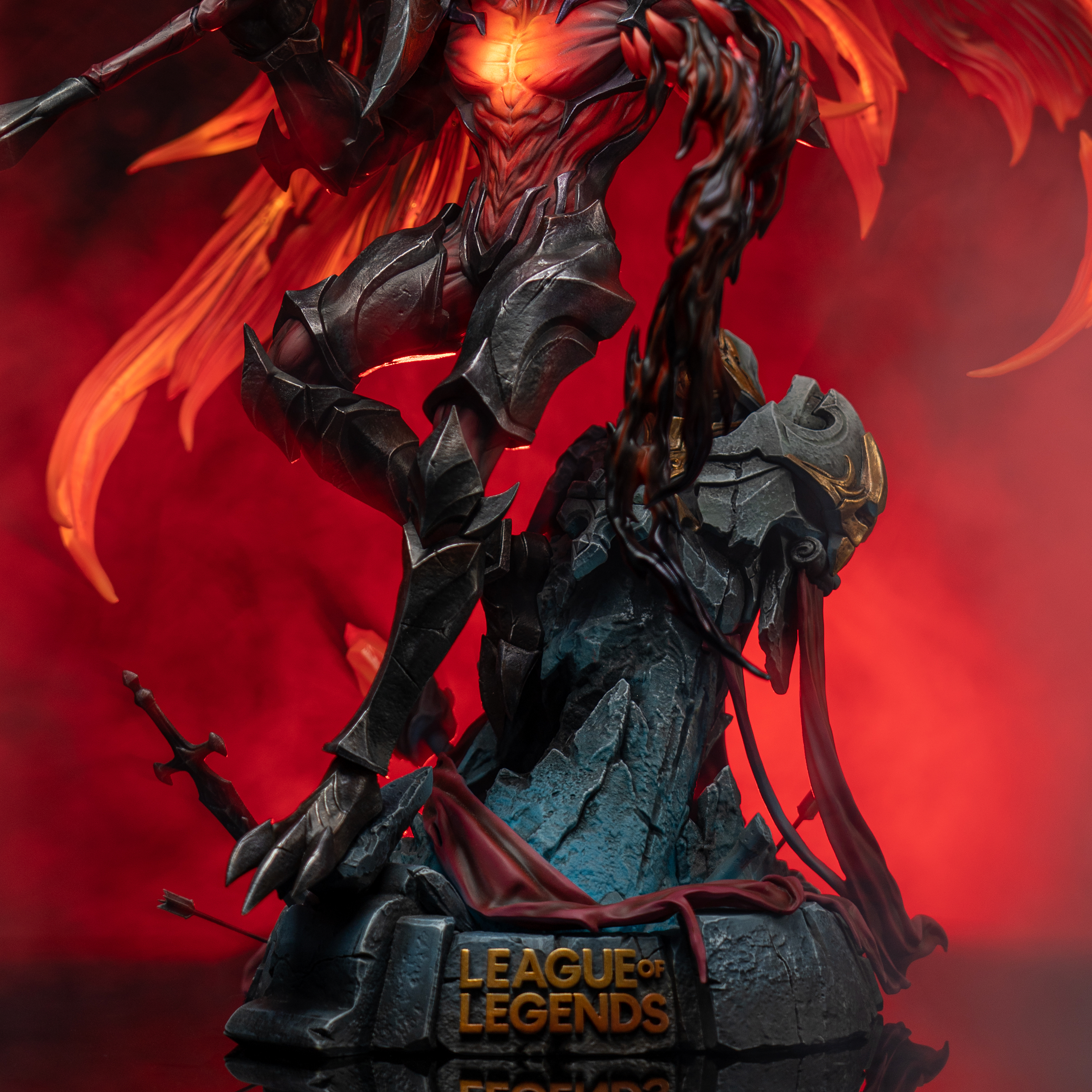 Jimei Palace Aatrox 1/6 Scale Statue