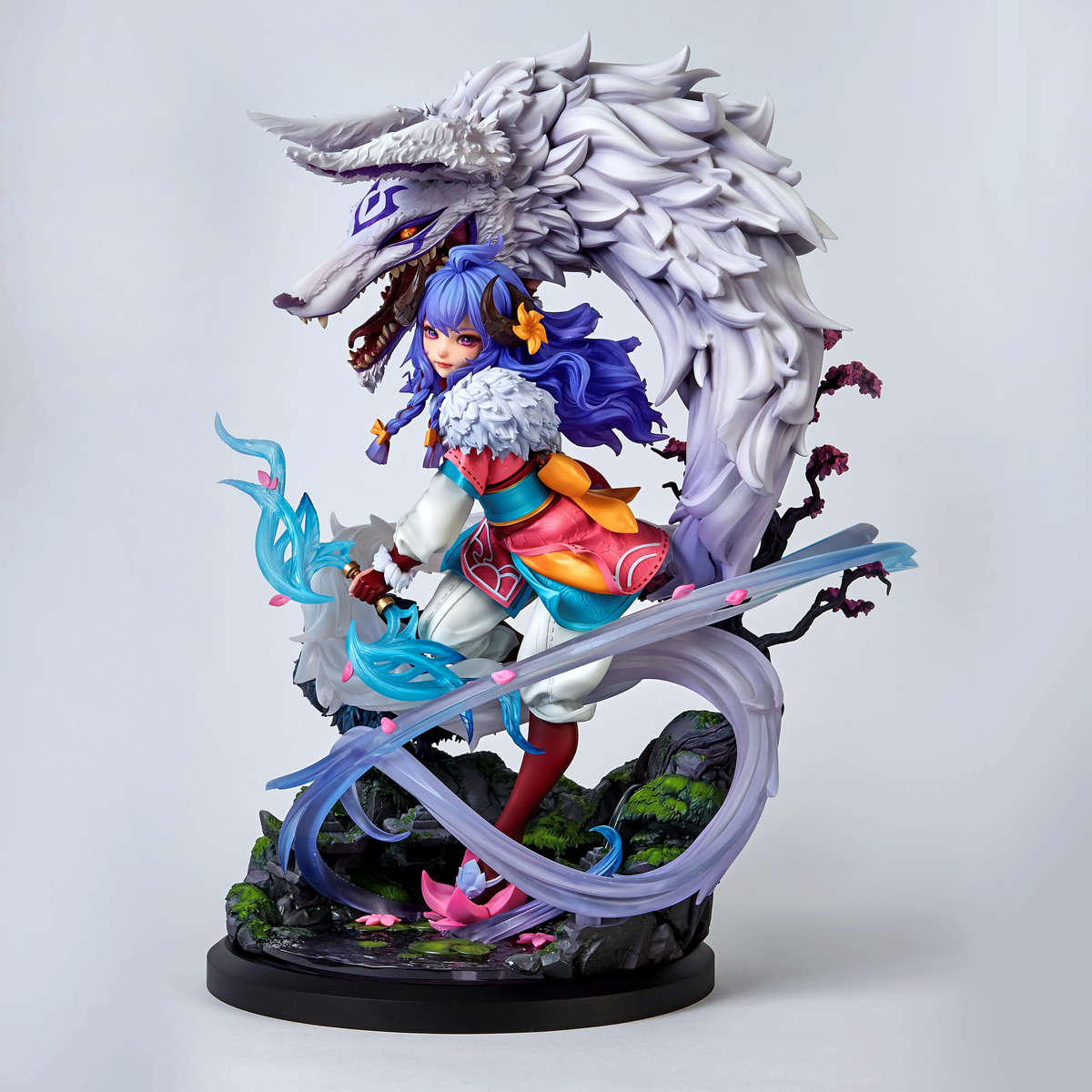 Spirit Blossom Kindred Statue | Riot Games Store