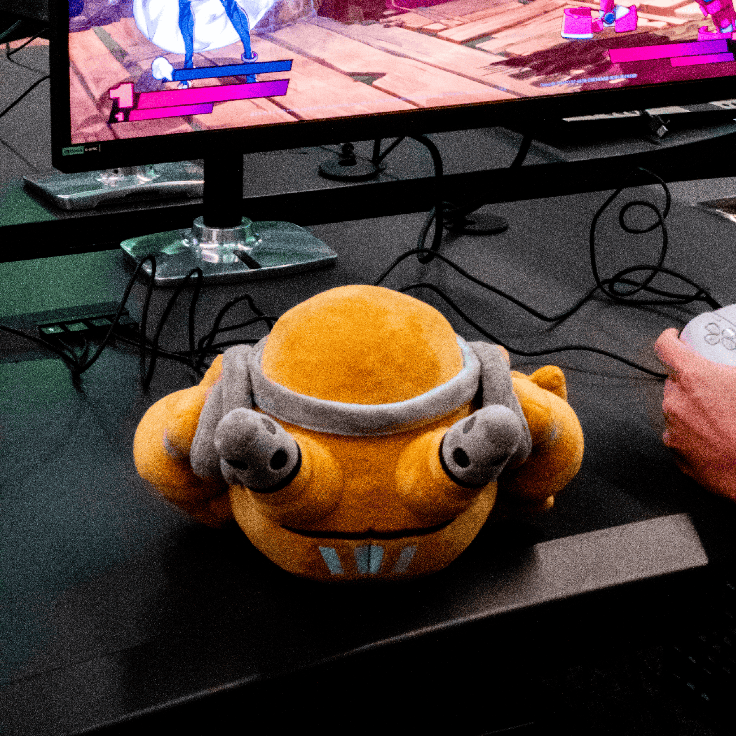 2XKOᵀᴹ Blitzcrank Arm Action Plush | Riot Games Store 2XKOᵀᴹ Blitzcrank Arm Action Plush | Riot Games Store